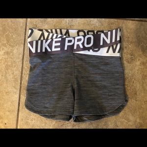 Nike Pro Intertwist shorts size S